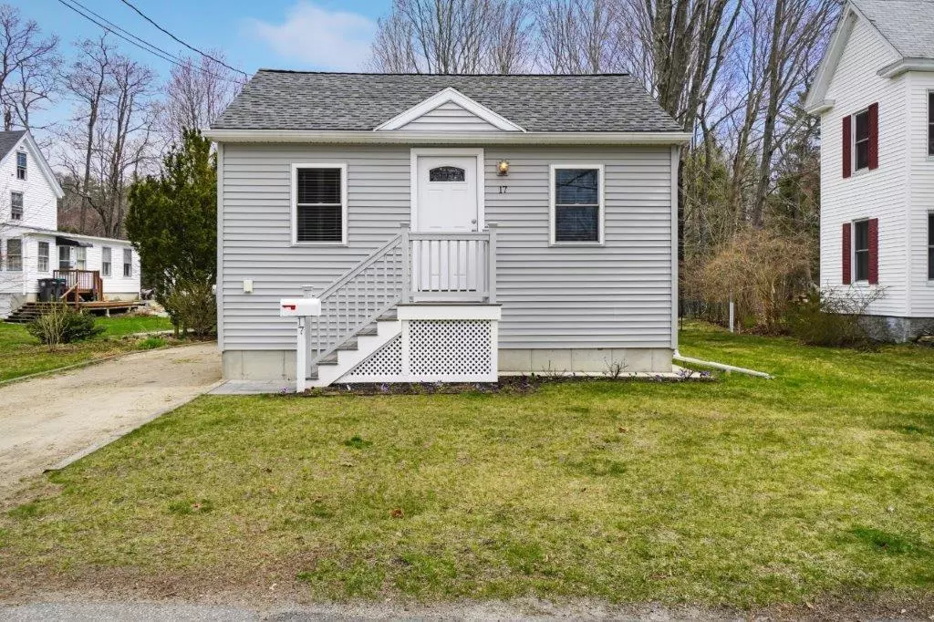 Kennebunk, ME 04043,17 Parsons ST