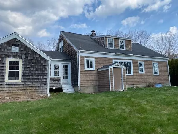 Saco, ME 04072,12 Elmwood DR