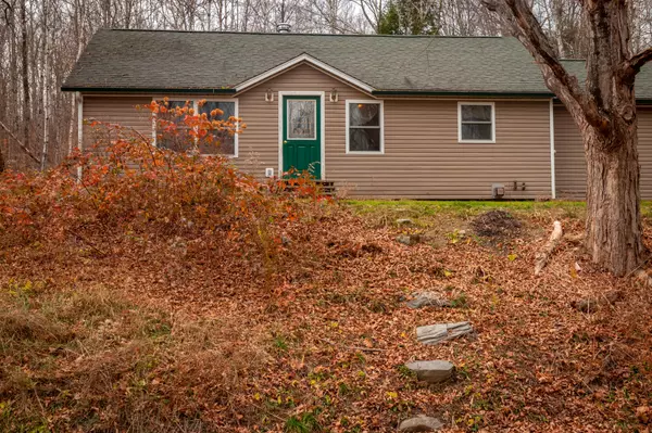 68 Finson RD, Saint Albans, ME 04971