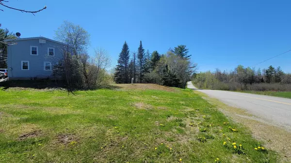 Hampden, ME 04444,328 Meadow RD