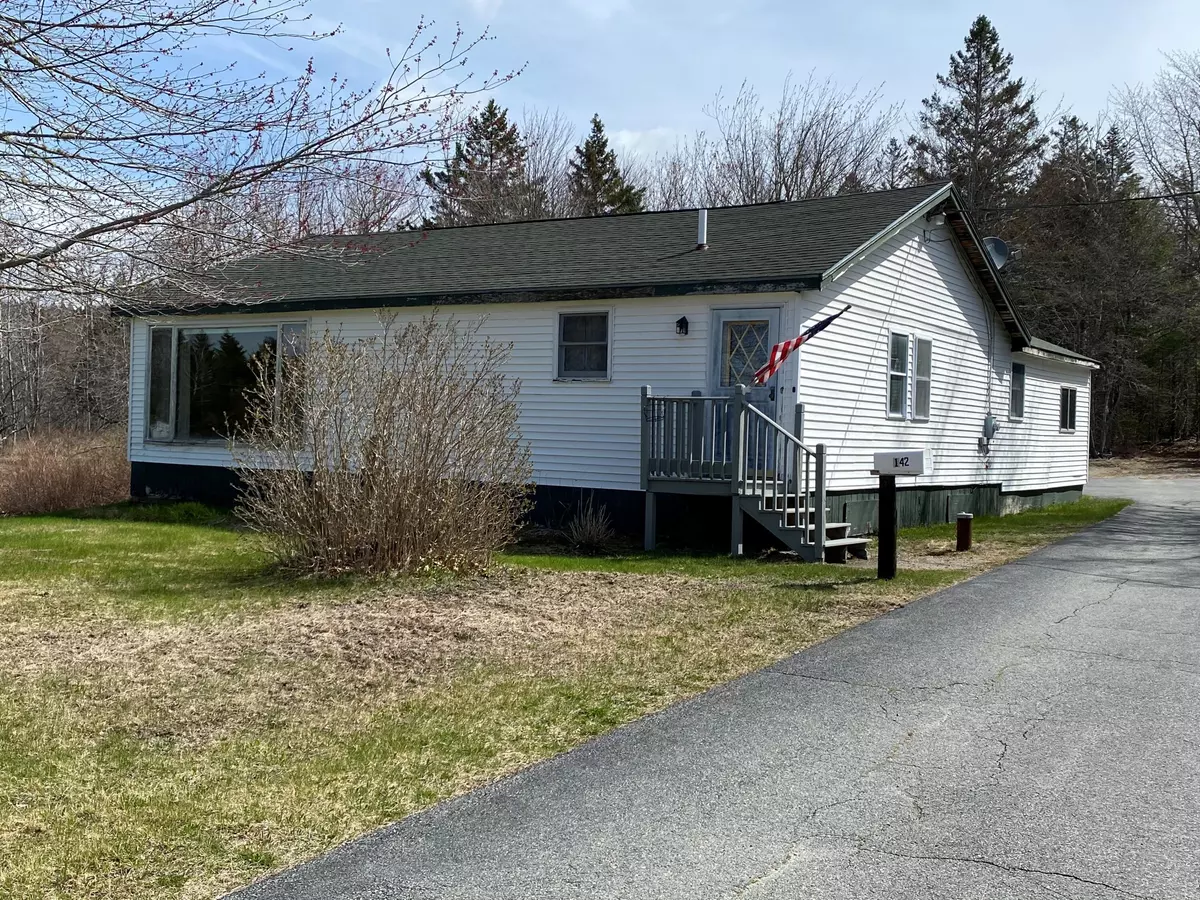 Gouldsboro, ME 04607,142 South Gouldsboro RD