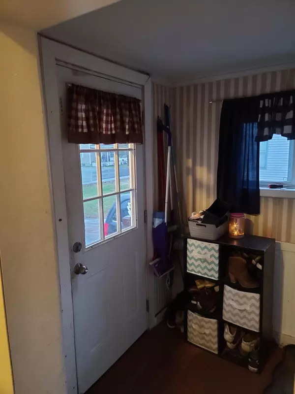 Presque Isle, ME 04769,44 Allen ST