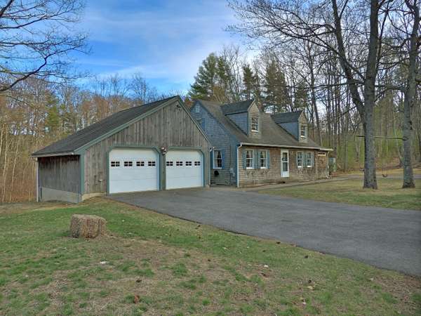 35 Bog RD, York, ME 03909