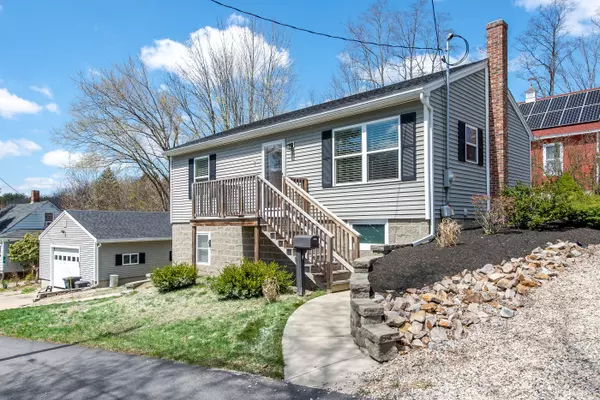 10 Garland ST, South Berwick, ME 03908