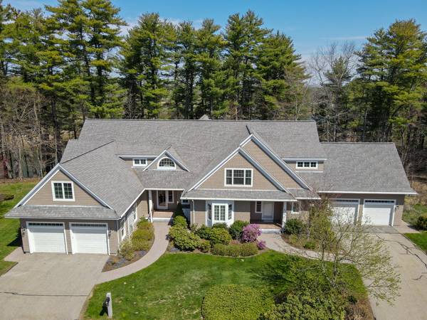 100 Sandpiper LN #B2, Kittery, ME 03904