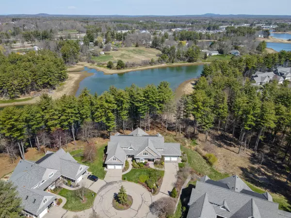 Kittery, ME 03904,100 Sandpiper LN #B2