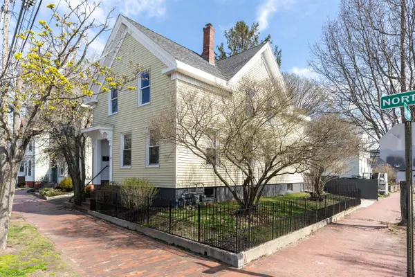 19 North ST, Portland, ME 04101