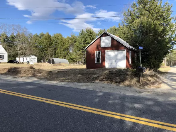 Topsham, ME 04086,327 River RD