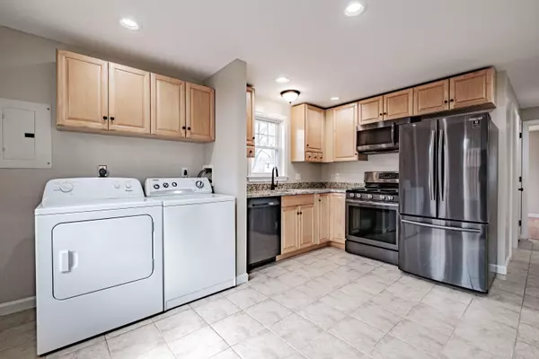 South Portland, ME 04106,1123 Highland AVE