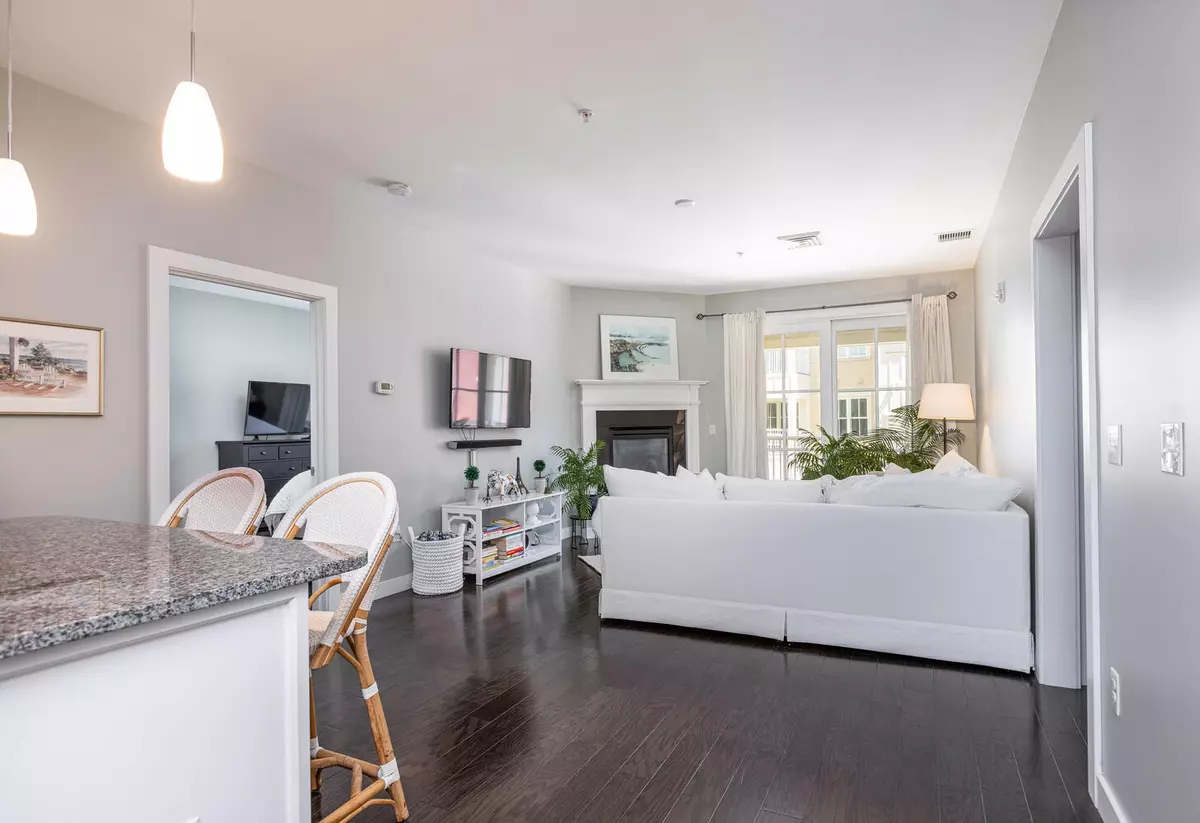 Portland, ME 04101,15 Middle ST #311