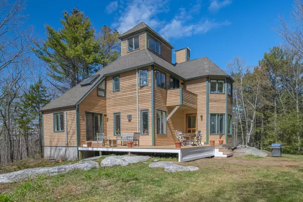 10 Fox Hill RD, Freeport, ME 04032