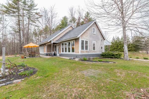 26 Jordan DR, Gorham, ME 04038