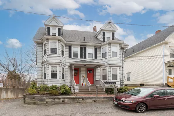 Kittery, ME 03904,10-12 Pine ST