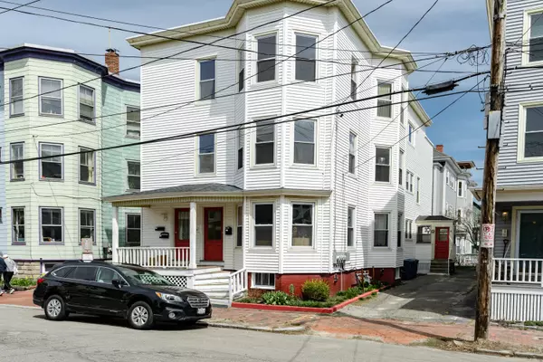 Portland, ME 04101,85 Vesper ST