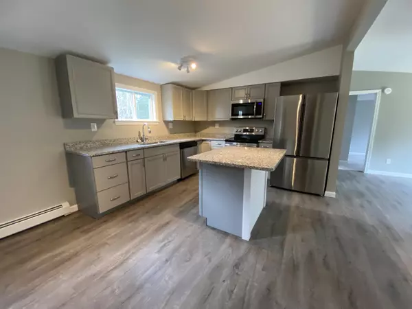 Lisbon, ME 04252,46 Bowdoinham RD