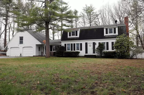 14 Williams LN, Gardiner, ME 04345