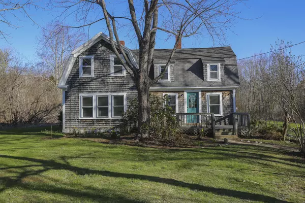 100 Beech Hill RD, Northport, ME 04849