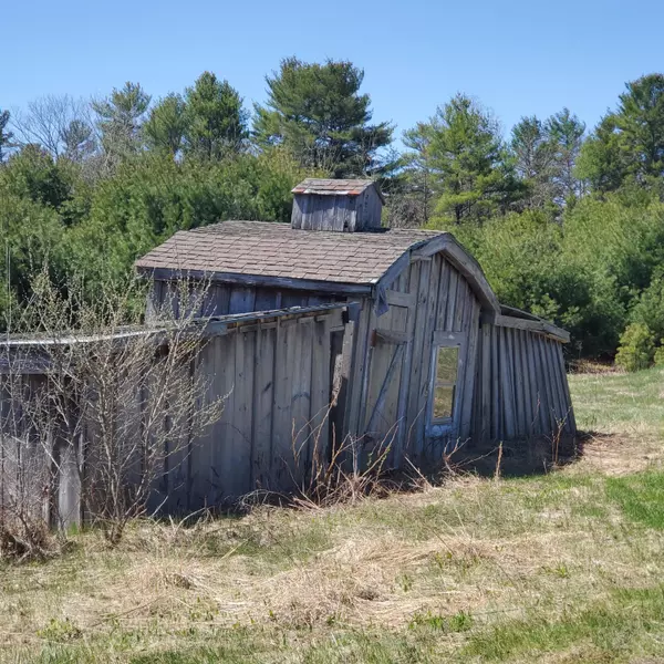 Freeport, ME 04032,383 Pownal Road RD