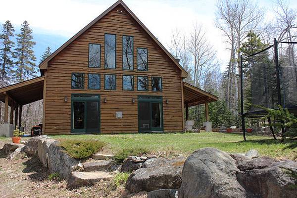 2001 Pine RD, Carrabassett Valley, ME 04947