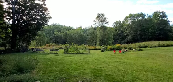 Whitefield, ME 04353,556 East River