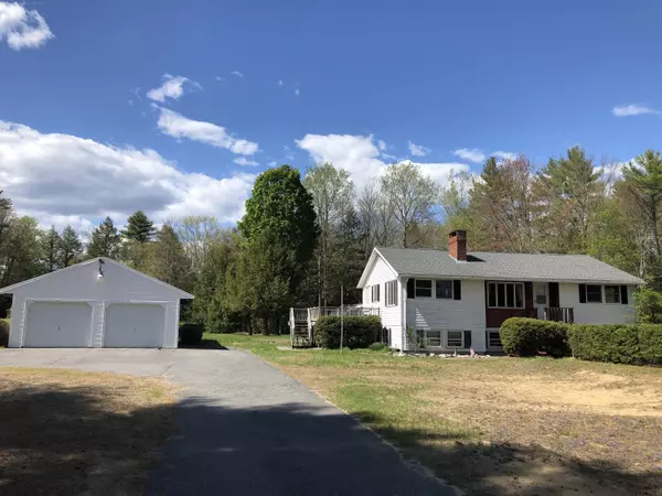 215 County RD, Gorham, ME 04038