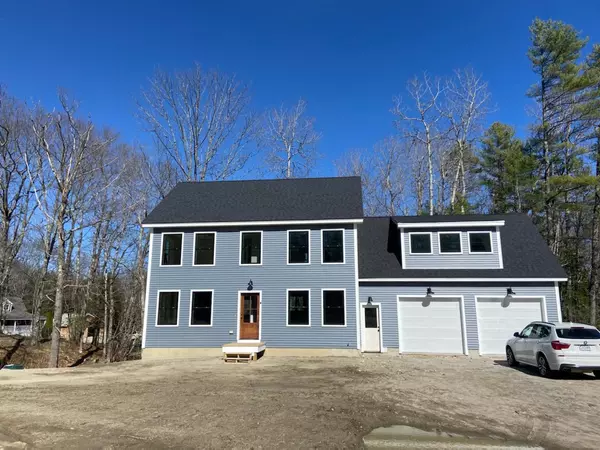 6 Youngs LN, Freeport, ME 04032