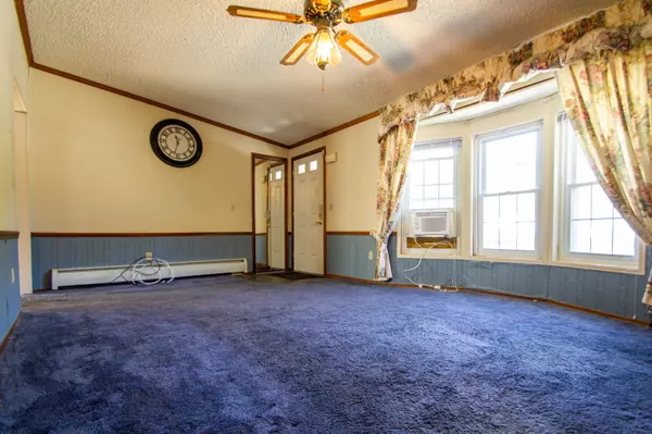 Gray, ME 04039,19 Libby Hill RD