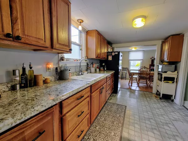 Gardiner, ME 04345,88 Spring ST