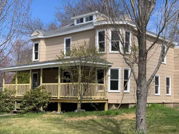 16 Douglas ST, Lisbon, ME 04252