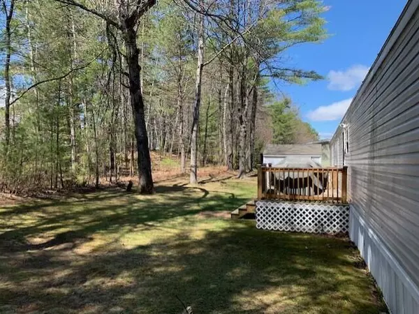 Lisbon, ME 04250,27 Larry DR