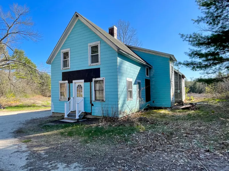 128 Brownfield RD, Hiram, ME 04041