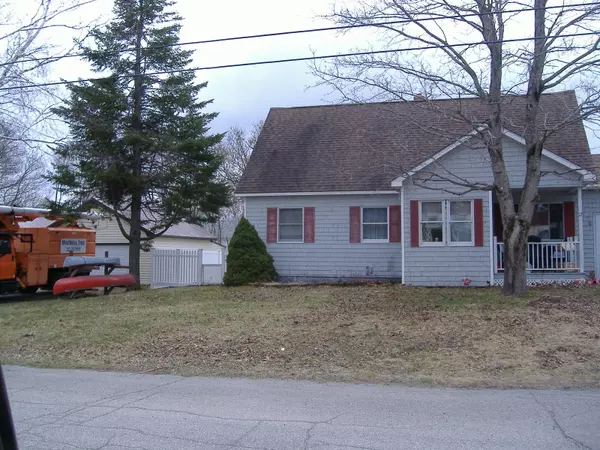 12 High ST, East Millinocket, ME 04430