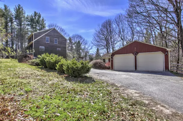 21 Pismire Mountain RD, Raymond, ME 04071
