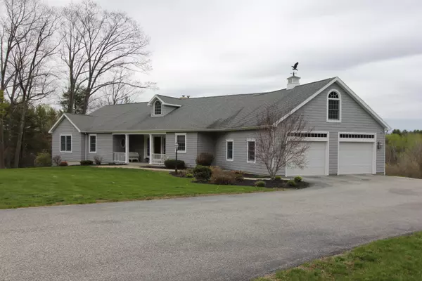 27 Rejane AVE, Lewiston, ME 04240