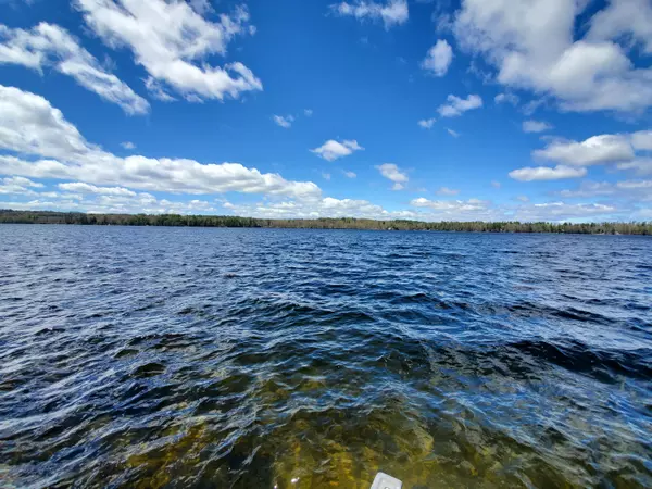 Winthrop, ME 04364,906 Memorial DR