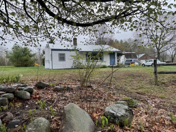 196 Berry RD, Denmark, ME 04022