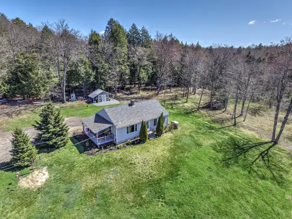 Topsham, ME 04086,39 Genthner WAY