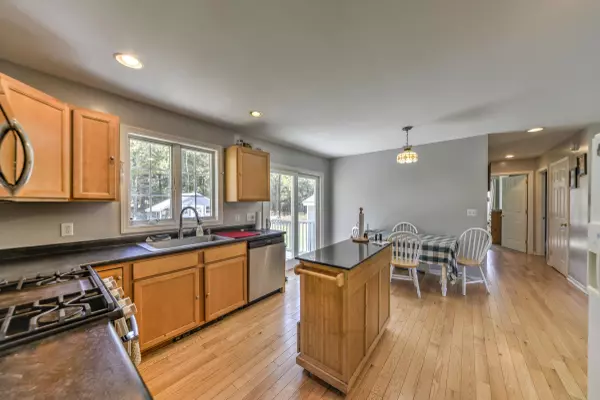 Topsham, ME 04086,39 Genthner WAY