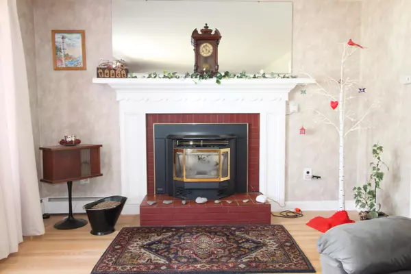 South Portland, ME 04106,62 Parrott ST