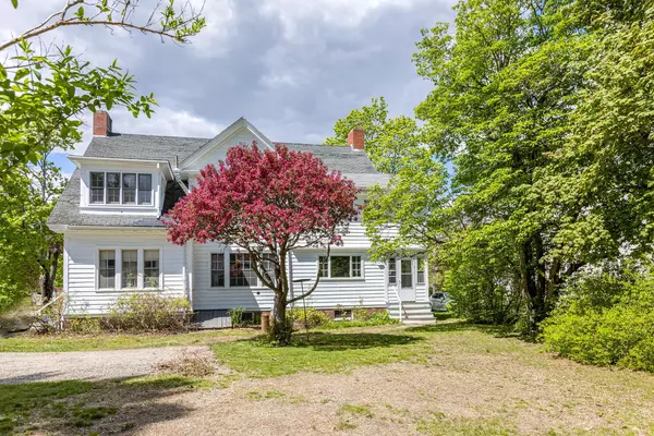 Gorham, ME 04038,72 South ST