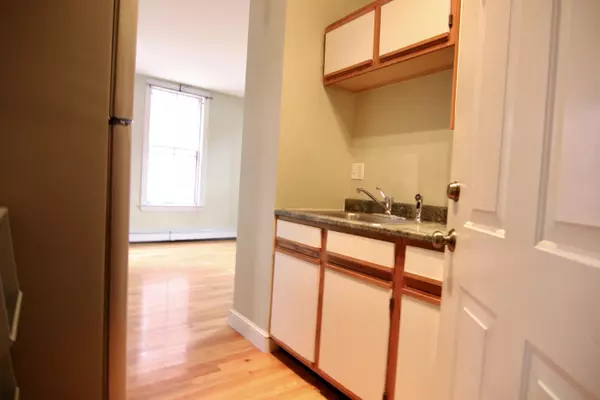 Portland, ME 04101,238 State ST #3