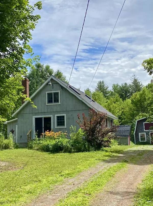 33 Back Winterport RD, Hampden, ME 04444