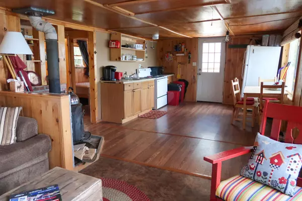 Vassalboro, ME 04989,11 Cote RD