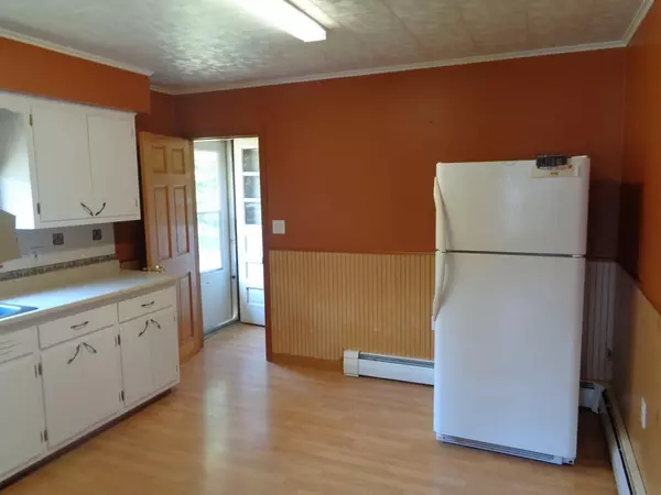 Millinocket, ME 04462,30 Alpine DR