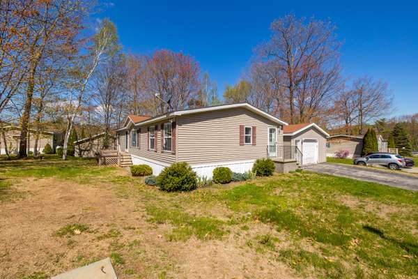 19 Hilltop CT, Turner, ME 04282