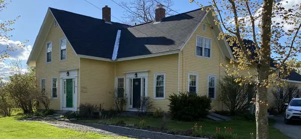 Pittsfield, ME 04967,389 Higgins RD