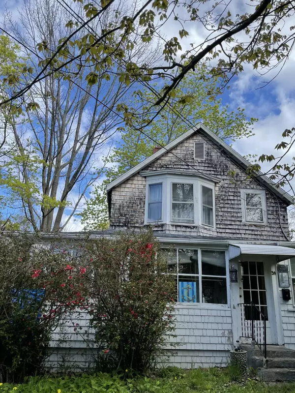 34 Central AVE, Portland, ME 04108