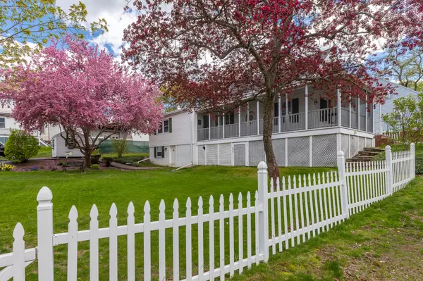 South Berwick, ME 03908,7 Webster ST