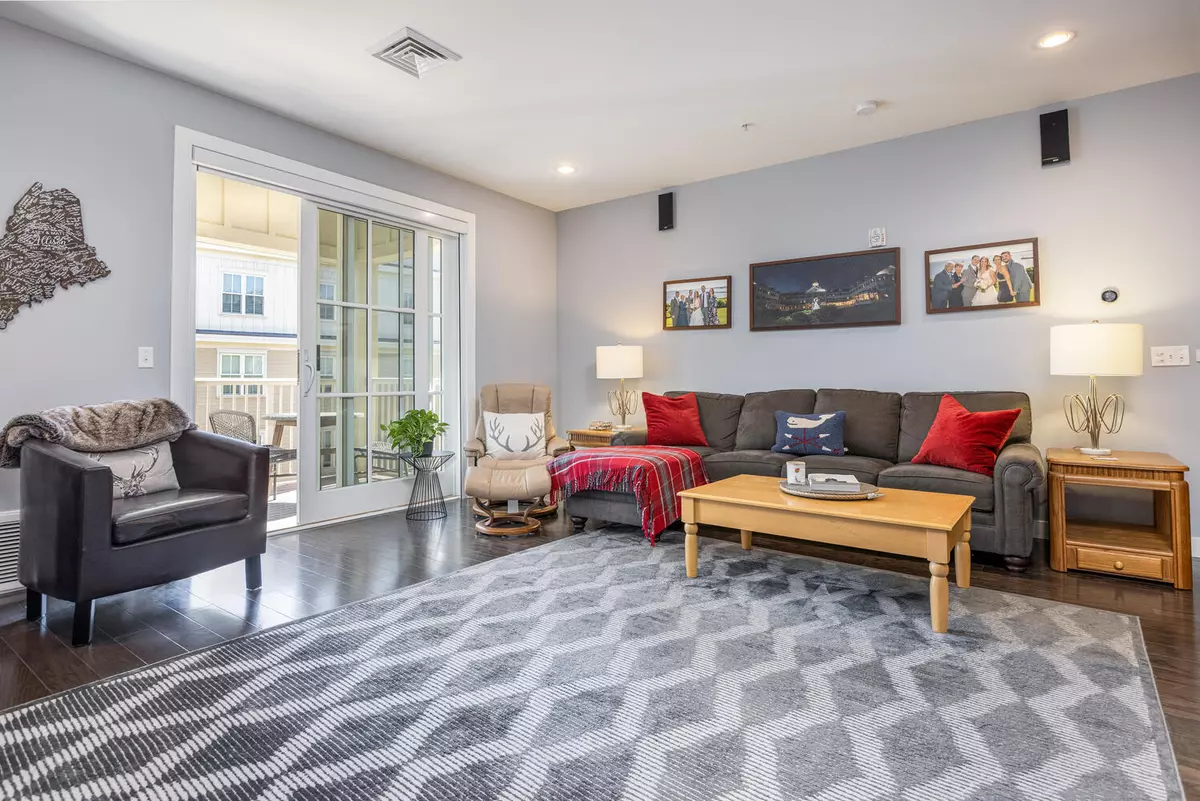 Portland, ME 04101,15 Middle ST #408