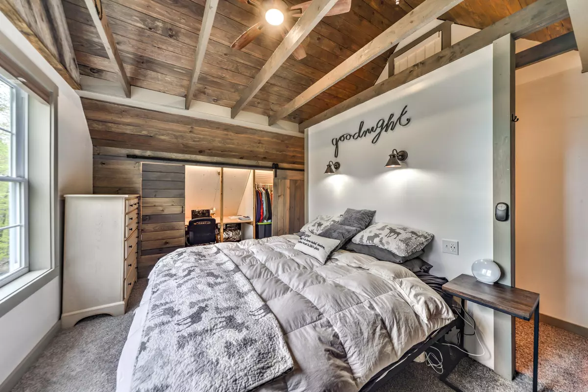 Saint Albans, ME 04971,39 Cliffside DR